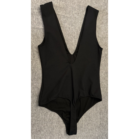 Free People Keep It Sleek Black V Neck Bodysuit Size XS - Picture 2 of 8